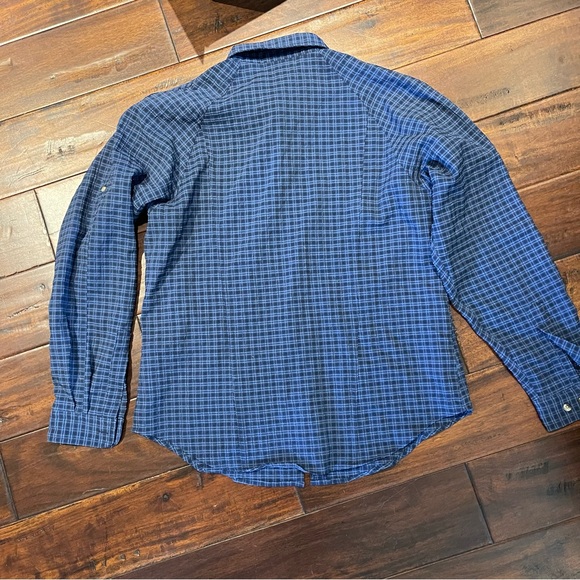 LL Bean Women’s Button Up Shirt Top Blue Check Long Sleeve Textured Pockets M - Picture 3 of 9